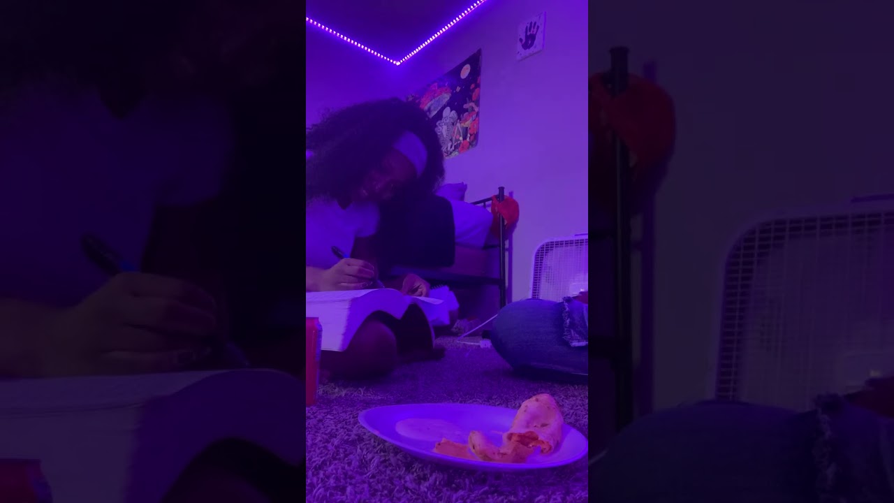 Bible study w/ my wife💍