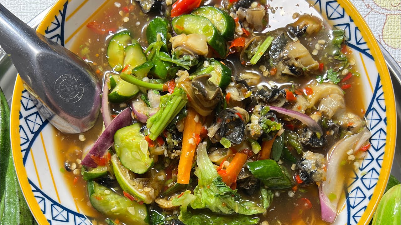 ยำบักหอยโข่งน้ำปลาร้าจ้า (กินได้จนสิอิ่ม แน่แมนเนอะ)