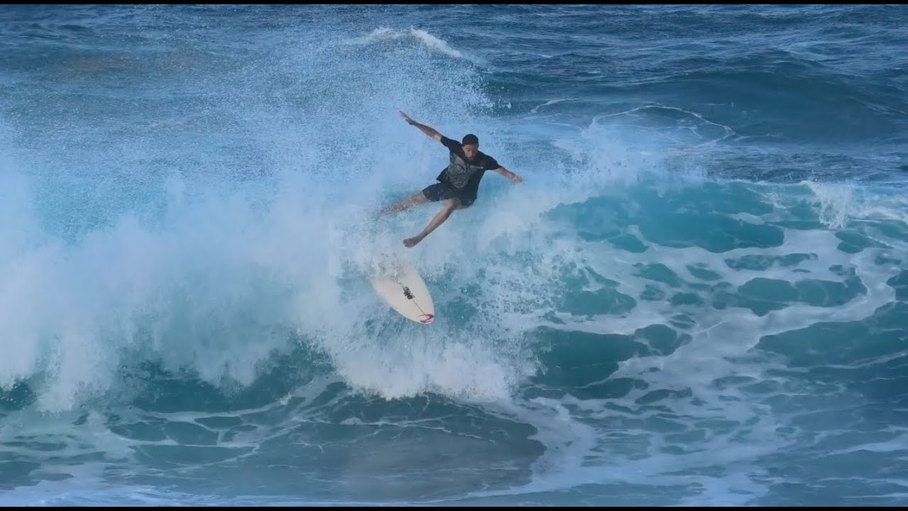 20 DECEMBRE LA BWEL - SURFERS AND KOOKS OF GUADELOUPE