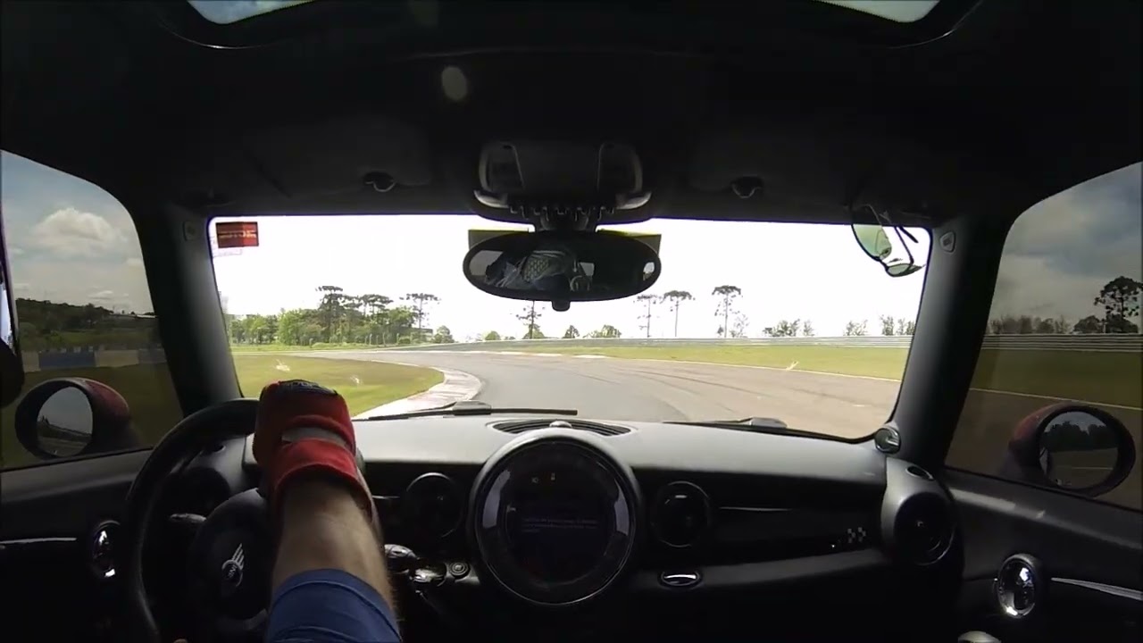 9o. Track Day dos Amigos - Últimas voltas Mini Cooper John Cooper Works R56 Câmbio Manual