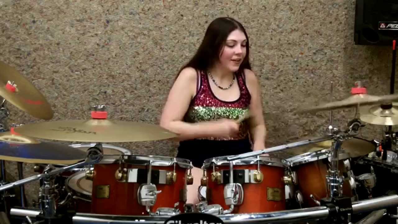 Melanie DiLorenzo - Drum Solo Hit Like A Girl 2015 - Female Drummer Contest