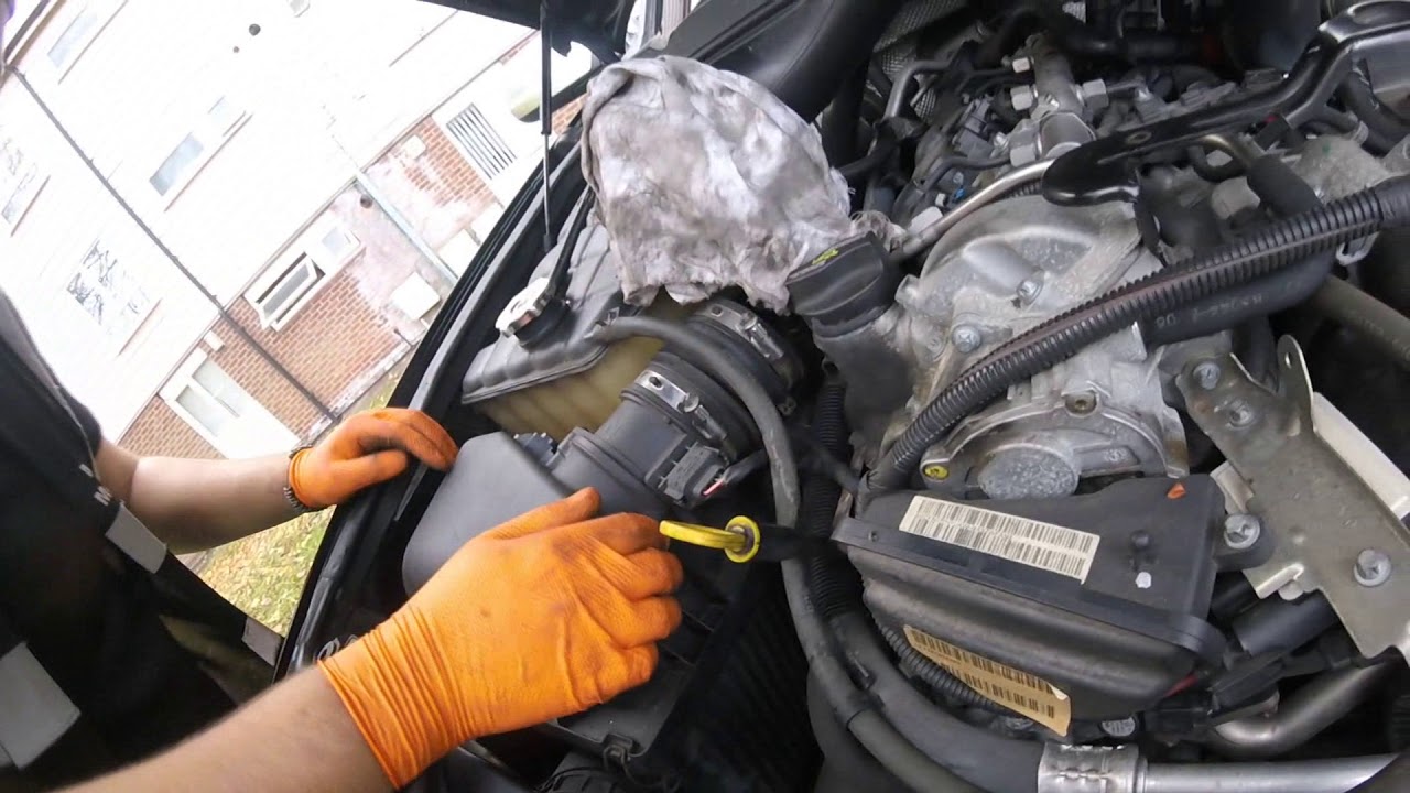 How to change jeep crd air filter \ Как поменять воздушный фильтр jeep crd