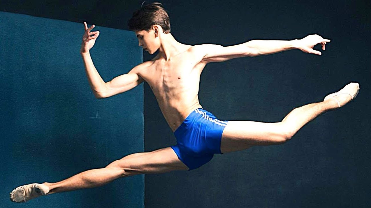Makar Mikhalkin Bolshoi Ballet Rising Star 2025