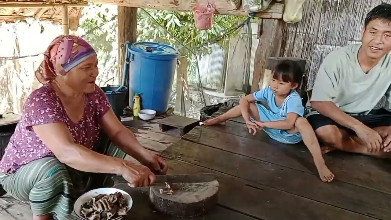 แม่ทำเมนู ผัดเผ็ดงู🐍🐍🐍🐍