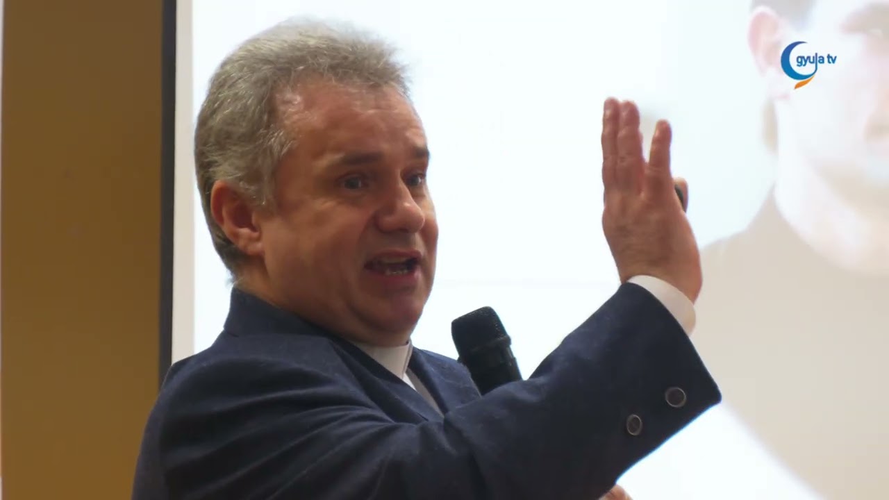 Papp Miklós parókus tartott előadást Gyulán