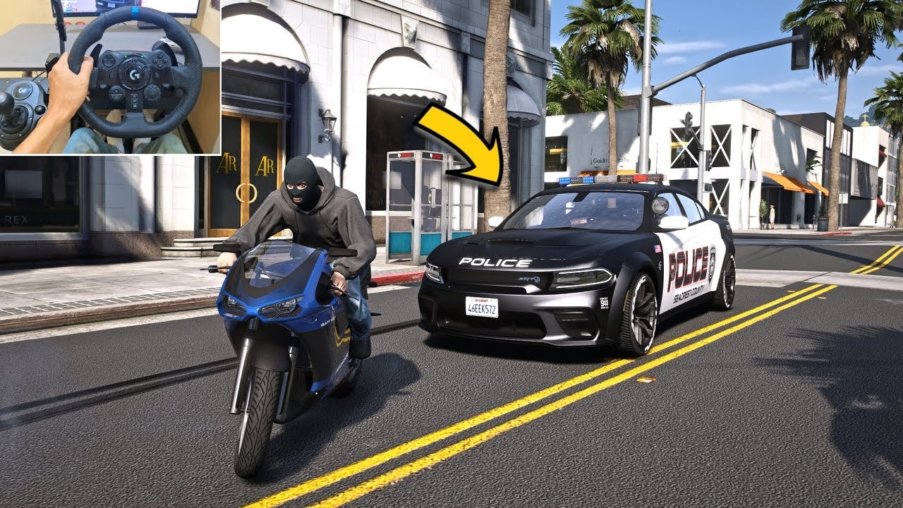 GTA 5 Playing as Police Officer Chasing a Motorbike - Steering Wheel Gameplay