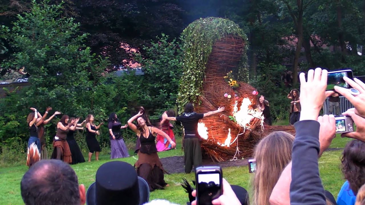 Lughnasadh (Wicker Gaia) celebration in Castlefest 2012