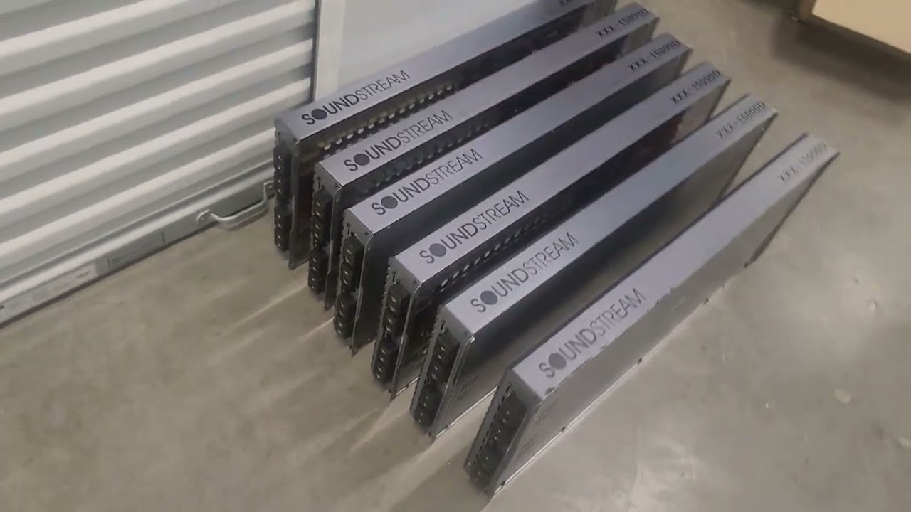 6 усилителей Soundstream XXX 15000D