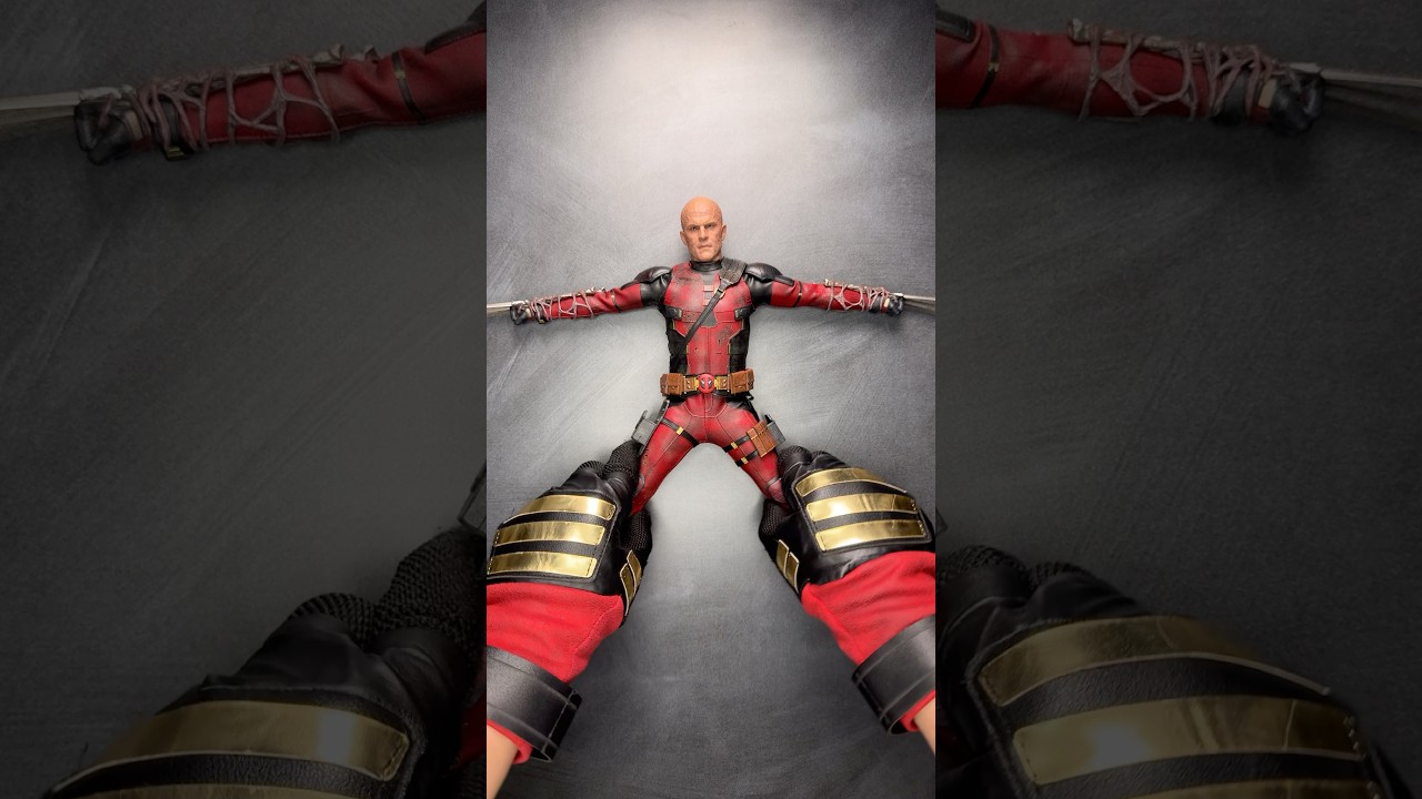 Hottoys  Deadpool & Wolverine  Deadpool Battling Version Articulation #hottoys #actionfigures