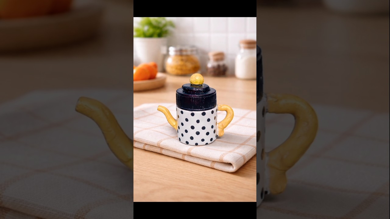 Teapot diy out of waste color bottle  