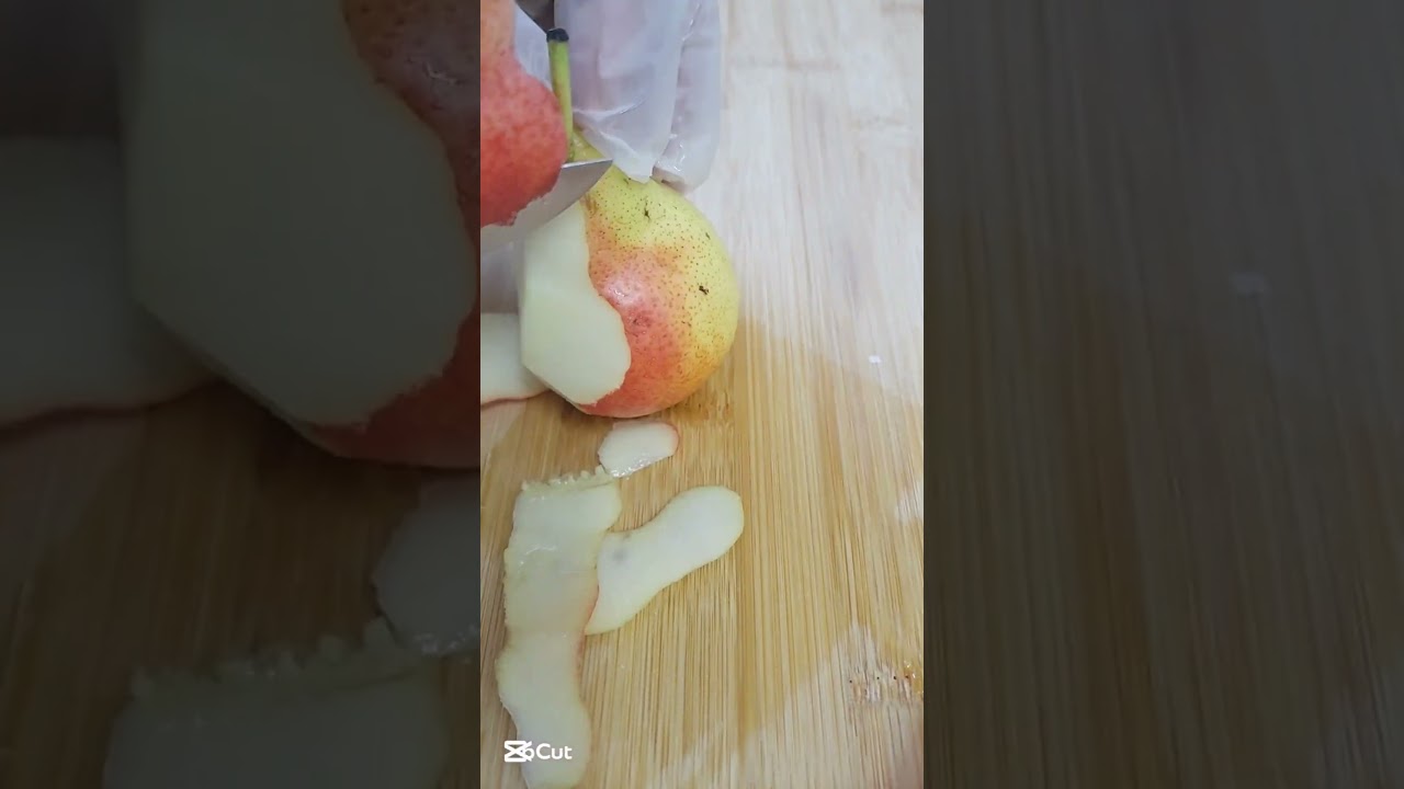 Peeling Pear #peeling #peeloff #pear