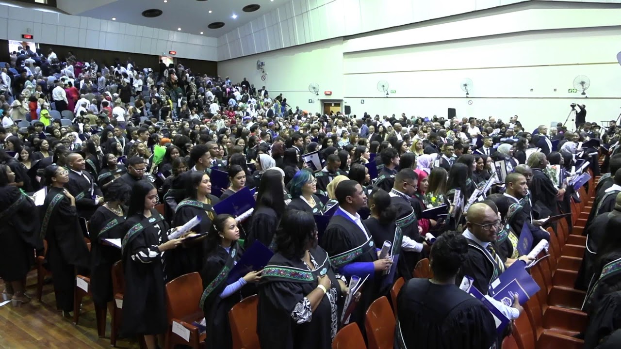 April 2024 Graduation 15 April | Ceremony 1 09h30