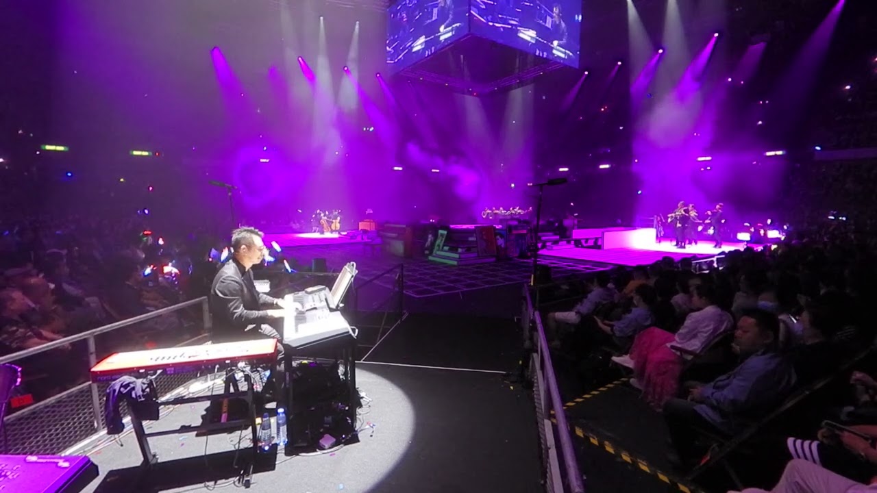 2023-04-14 許冠傑此時此處演唱會2023 Show 7, Overture, 序曲