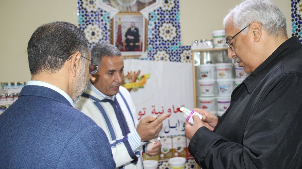 عامل مكناس يدشّن مشروعين تنمويين بكل من جماعتين تولال و مكناس احتفاءً بالذكرى السبعين لعيد الاستقلال
