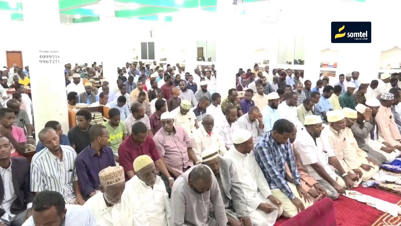 Salaada Taraawixda Masjid Rusheeye  Habeenkii 10AAD(sheekh dirir)