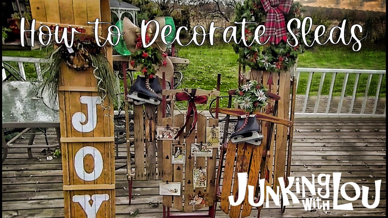 How to Decorate Sleds