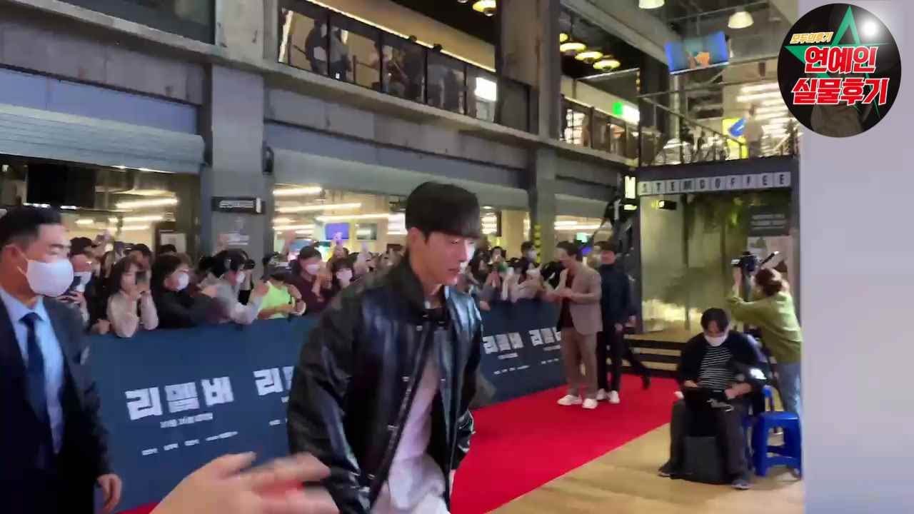 리멤버 포토월에서 본 남주혁 후기