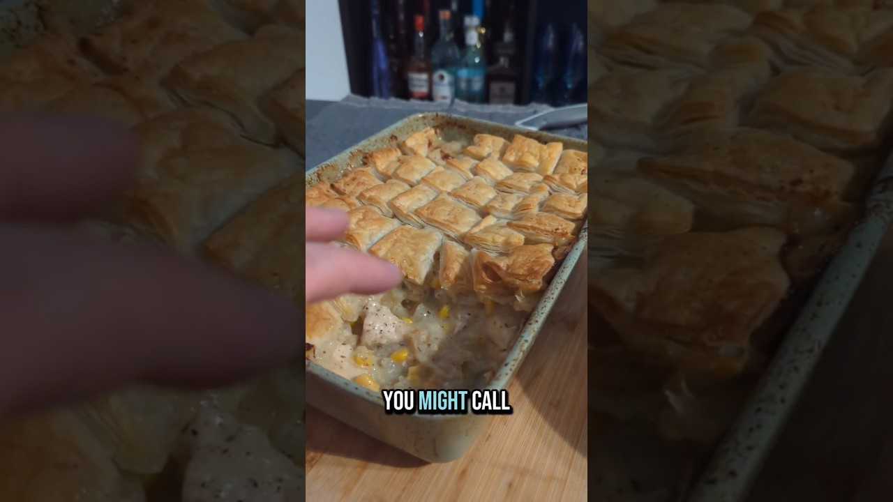 What is a pie? 🥧 #snacktube #food #casserolerecipes #pies
