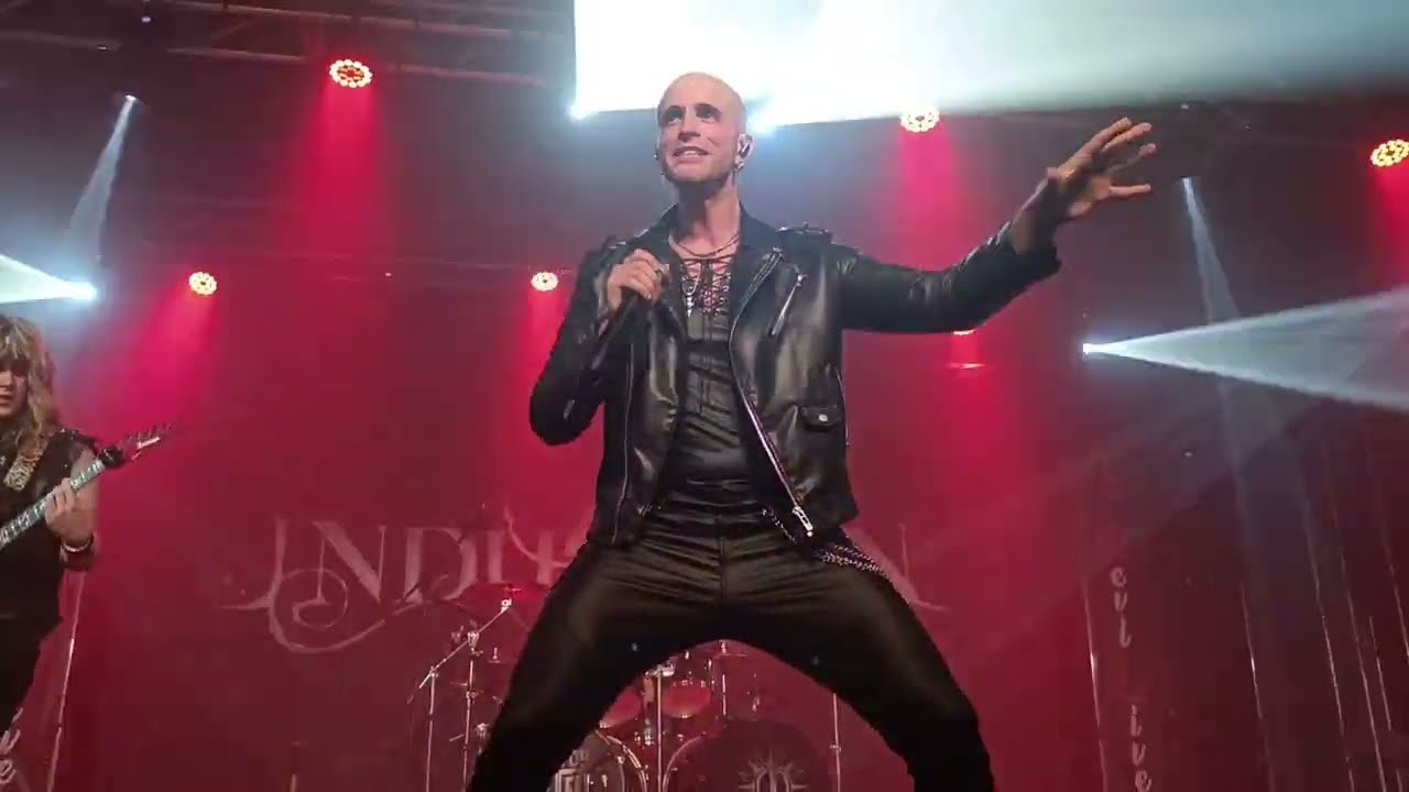 @induction  Love kills Madrid Revilive 04nov25 