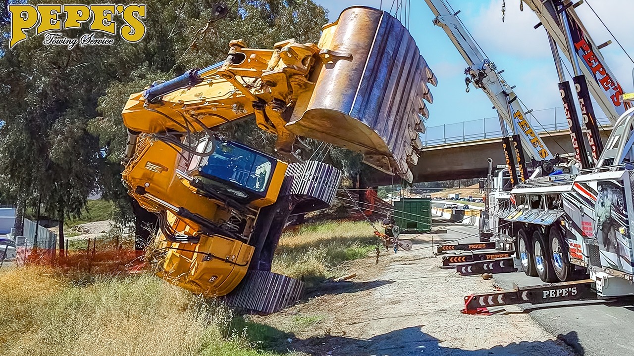 Huge Excavator Rollover Accident Off Freeway!