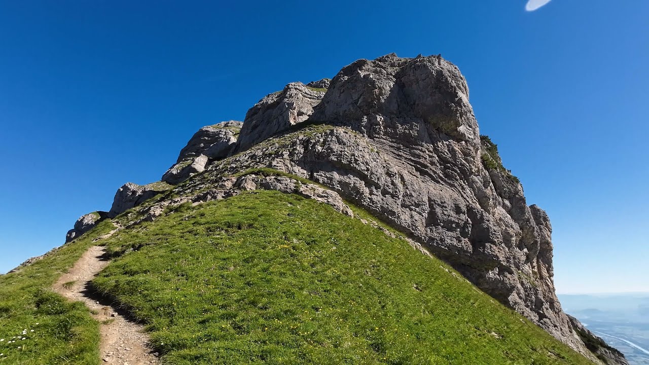 MARGELCHOPF 2.163 HM: Besteigung und Umrundung ab Berggasthaus Malbun, Kanton St. Gallen /Schweiz
