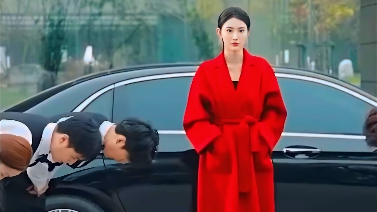 بعد أن جعلت زوجي اغنى رجل شاهدته مع امرأه اخرى حامل منه فقررت الانتقام وتزوجت من عدوه