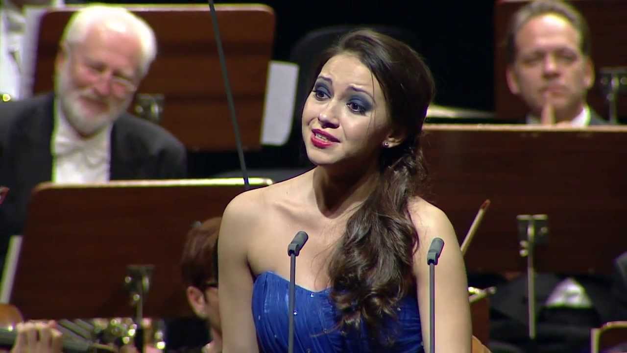NEUE STIMMEN 2013 - Semifinal: Yulia Mazurova sings „Parto, parto