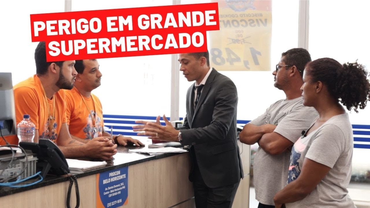 MISTÉRIO COM VEÍCULO "PELADO" NO PÁTIO