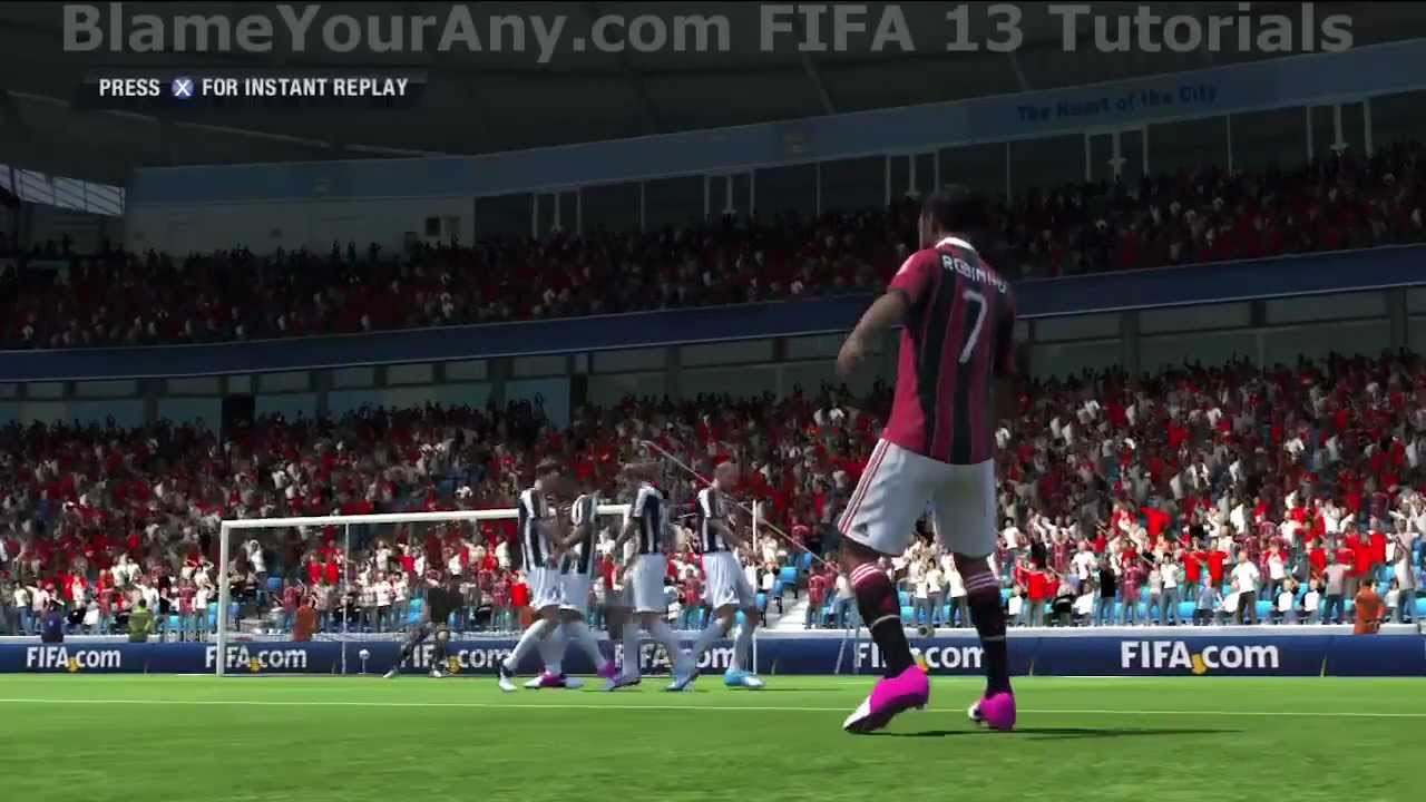 FIFA 13 Free Kick Tutorial (Around The Wall - High)