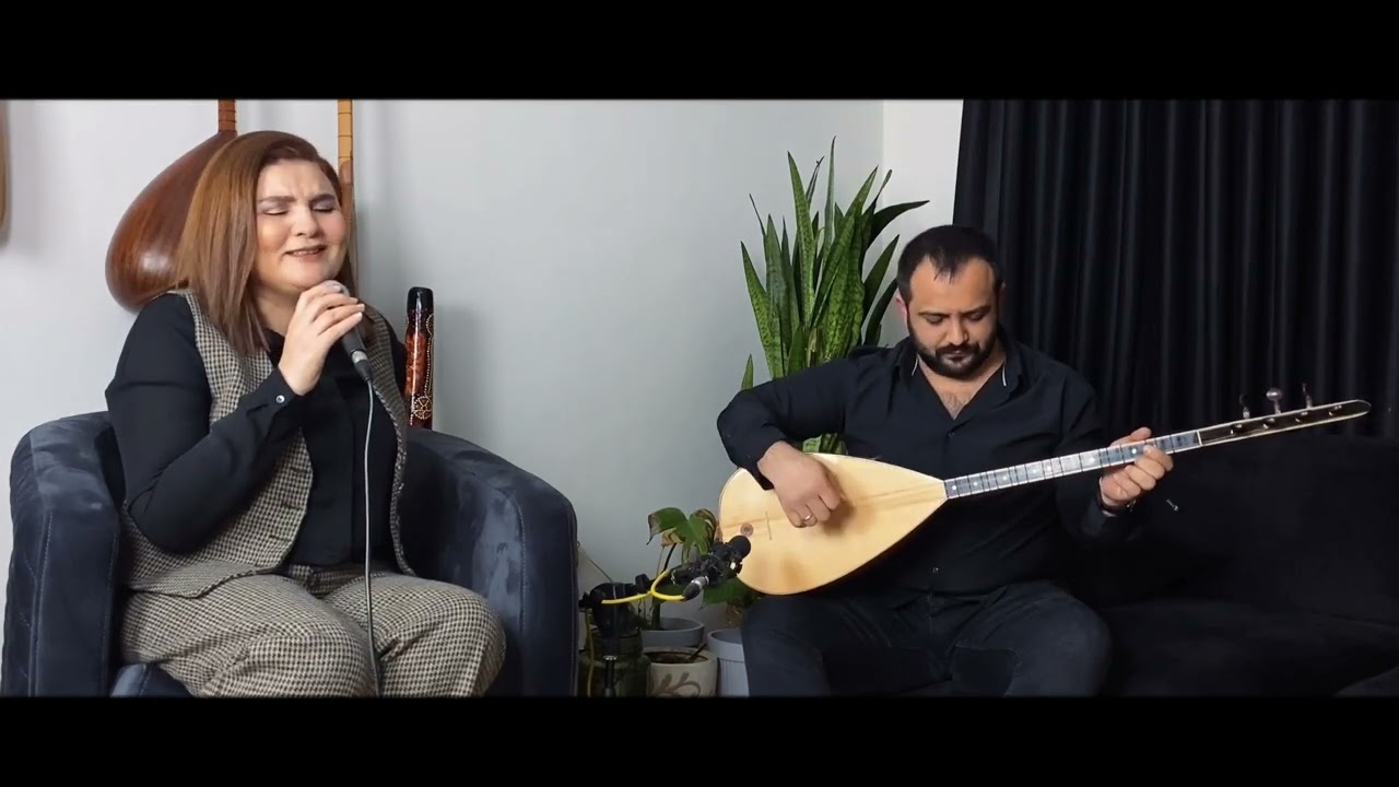 Nilüfer Sarıtaş | Yüce Dağ Başına Çıkam Oturam #nilüfersarıtaş #türkü