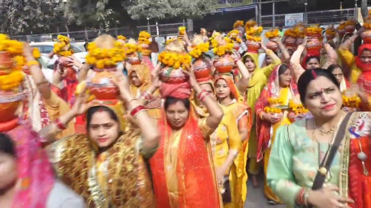 मंगल कलश यात्रा नई दिल्ली पश्चिमी द्वारका सेक्टर 7 डी डी ए ग्राउंड सुख धर्म सेवा ट्रस्ट।।