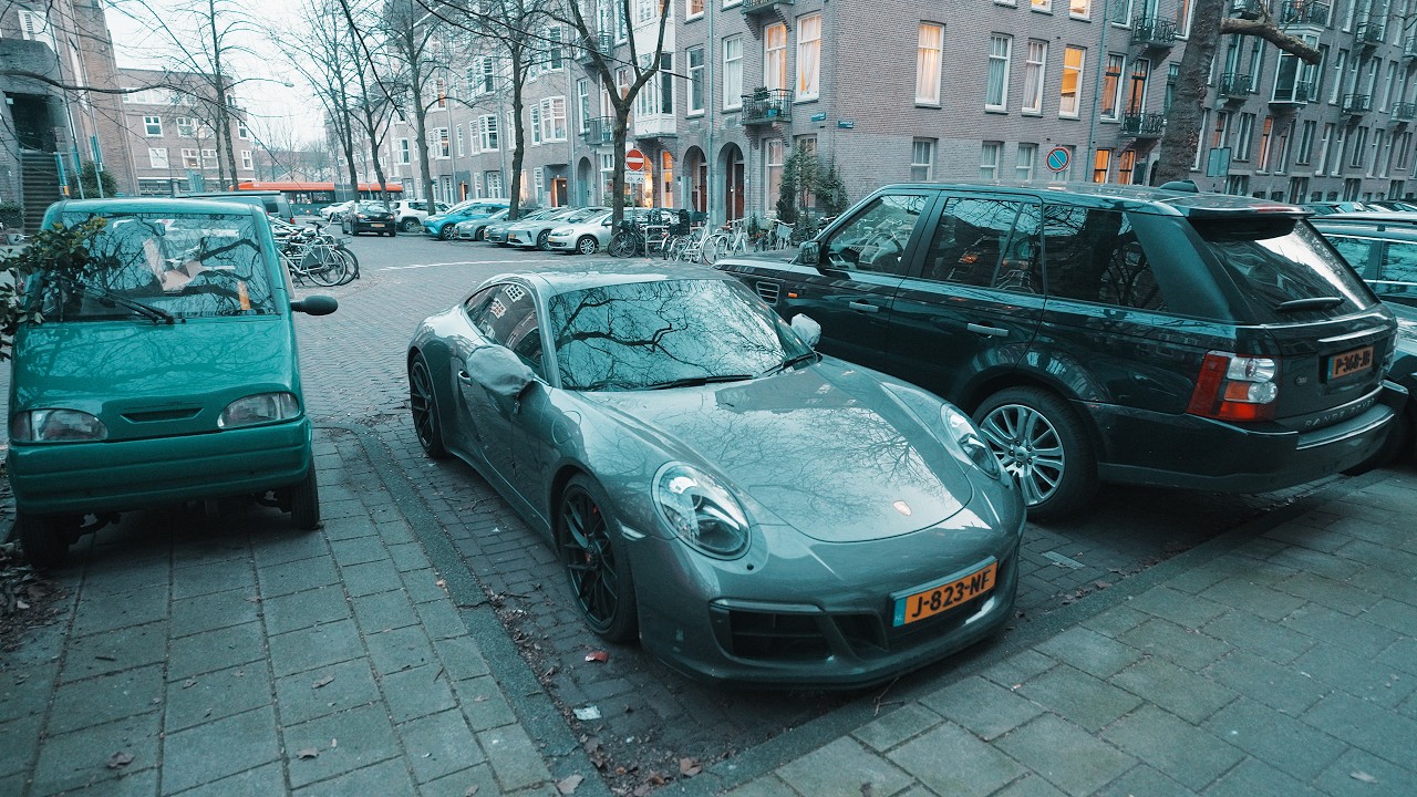 Evening Ambience in Wealthy Oud-Zuid, Amsterdam &bull; 4K ASMR