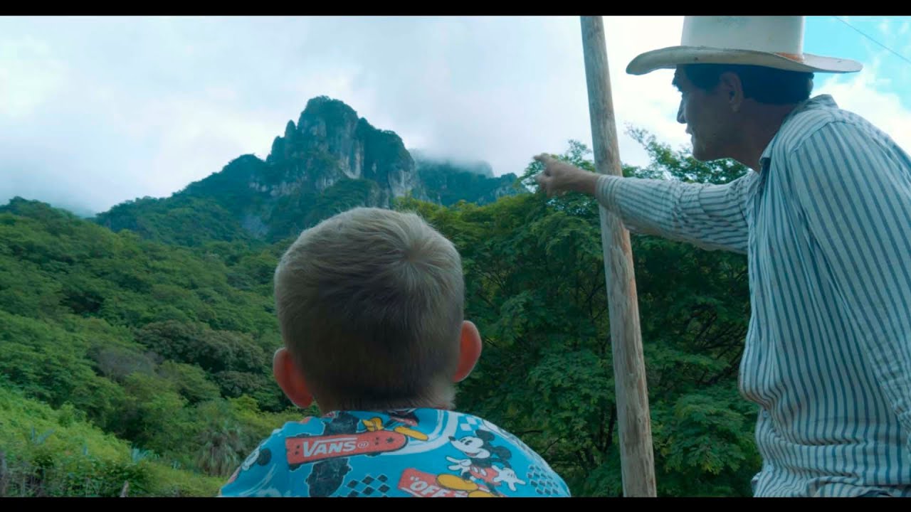 El Abuelo (video oficial) - El Piloto y su Estilo