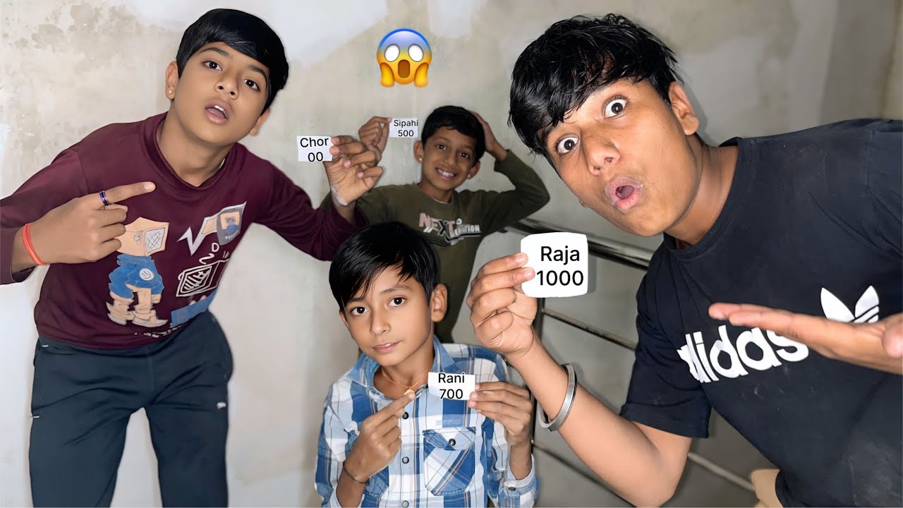 Ye Kesa GAME Hai 😲 Playing 