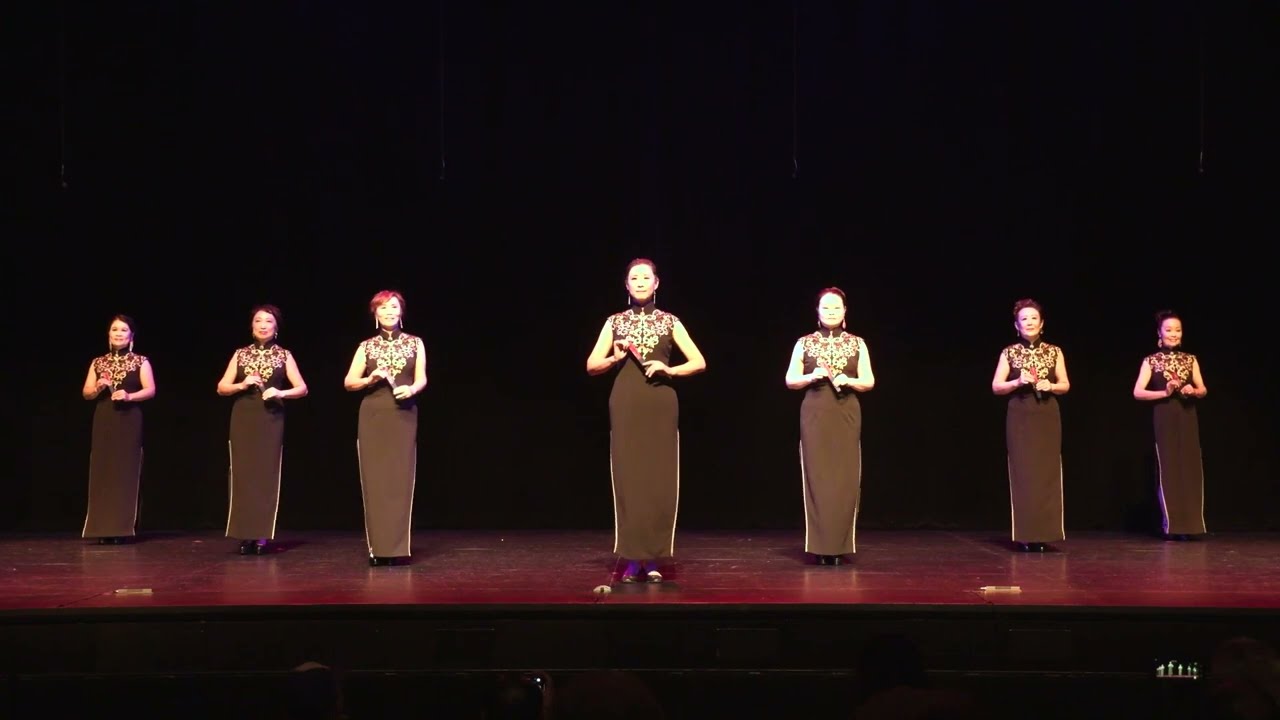 红叶走秀 &ldquo; 东方神韵&rdquo; One Burlington Performance