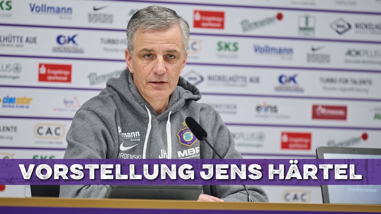 Die Pressekonferenz zur Vorstellung von Jens H&auml;rtel als neuen Cheftrainer