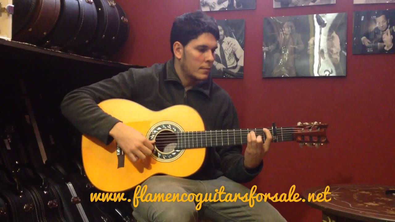Andalusian Guitar Mod. Santos Hern&aacute;ndez 1930 flamenco guitar for sale