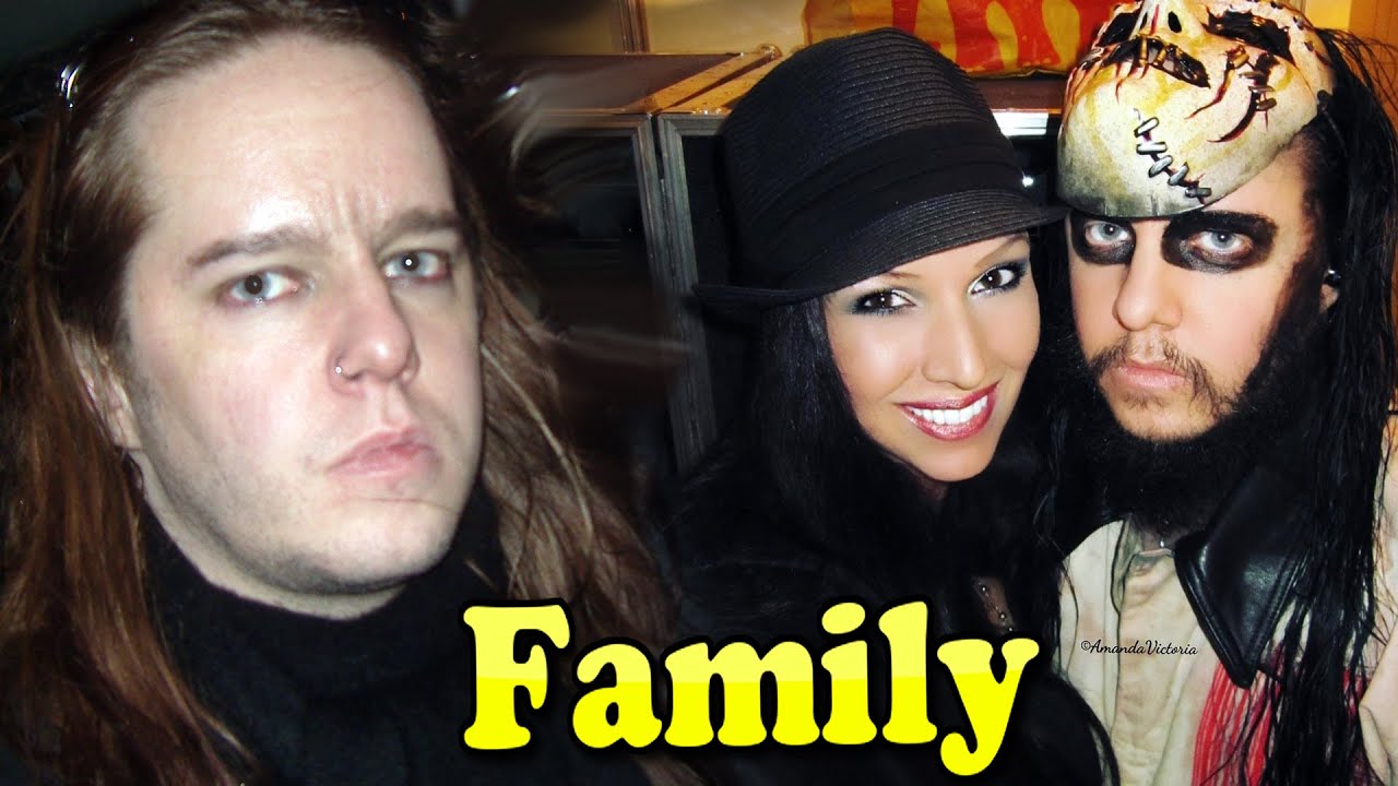 Joey Jordison Family With Father,Mother and Girlfriend Amanda Victoria 2021