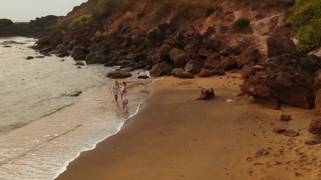 Goa. Baga beach with 2 girls! Пляж Бага, Гоа. #KseniiaSun