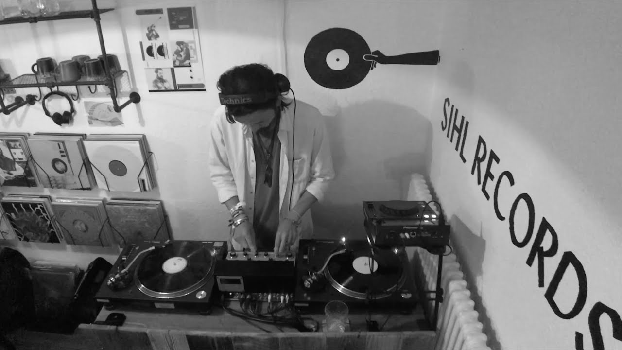 Sihl Records In-Store Session w./ Radio Revolution