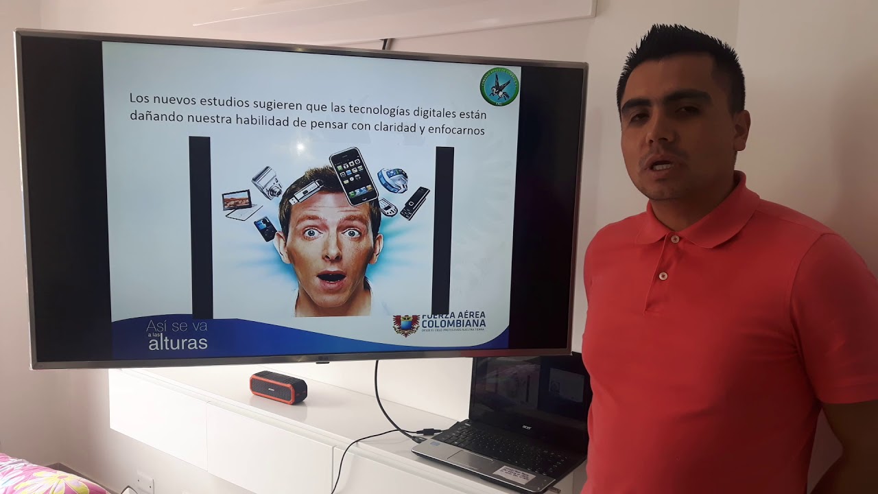 DEMASIADA TECNOLOGIA