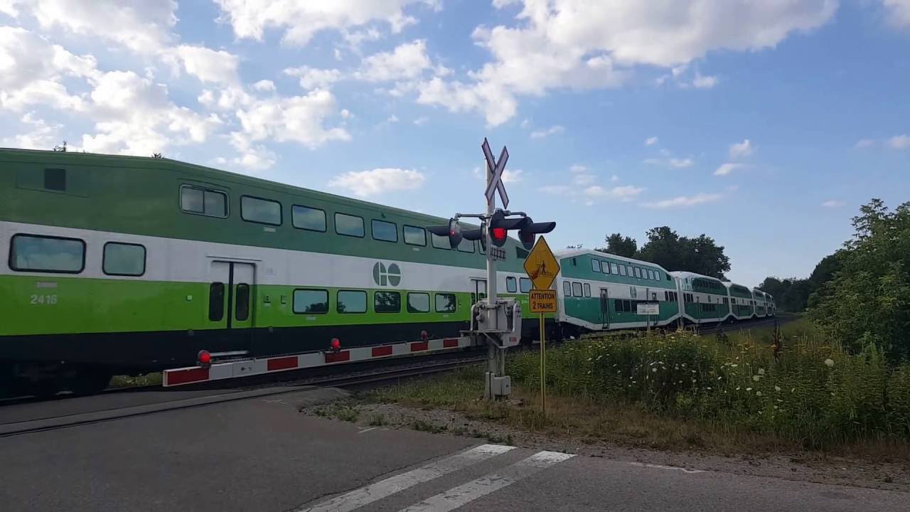 GO Transit Lakeshore East Train [2016-07-26]