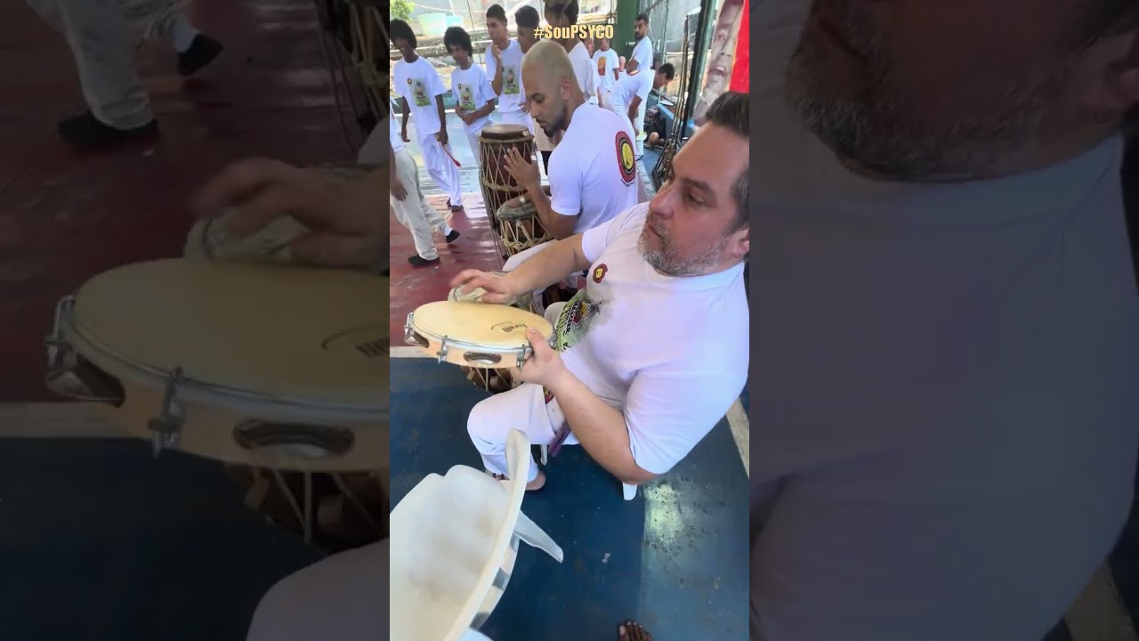CAPOEIRA NA ROCINHA #SENZALA #SouPSYCO 