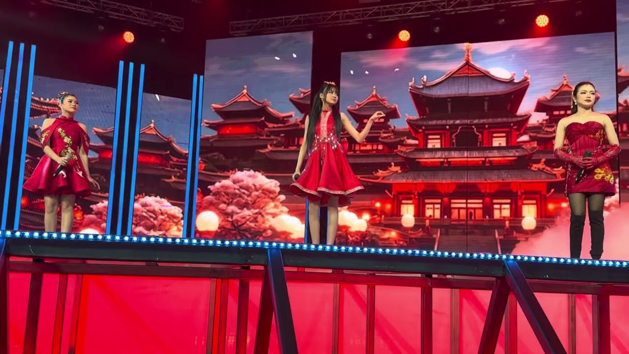 Penampilan Lady Rara , Sridevi Dan Tasya ll Mega Konser Bola Api #live