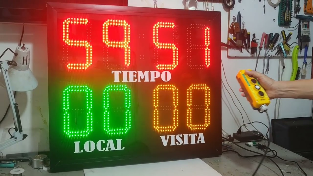 Tablero marcador para futbol  características y manejo.