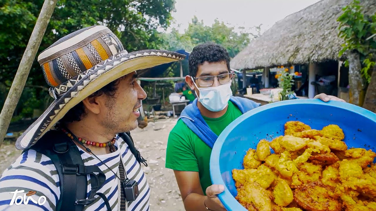 Comiendo los mejores Platos de los derivados del DEL MAIZ en la Gallera sucre