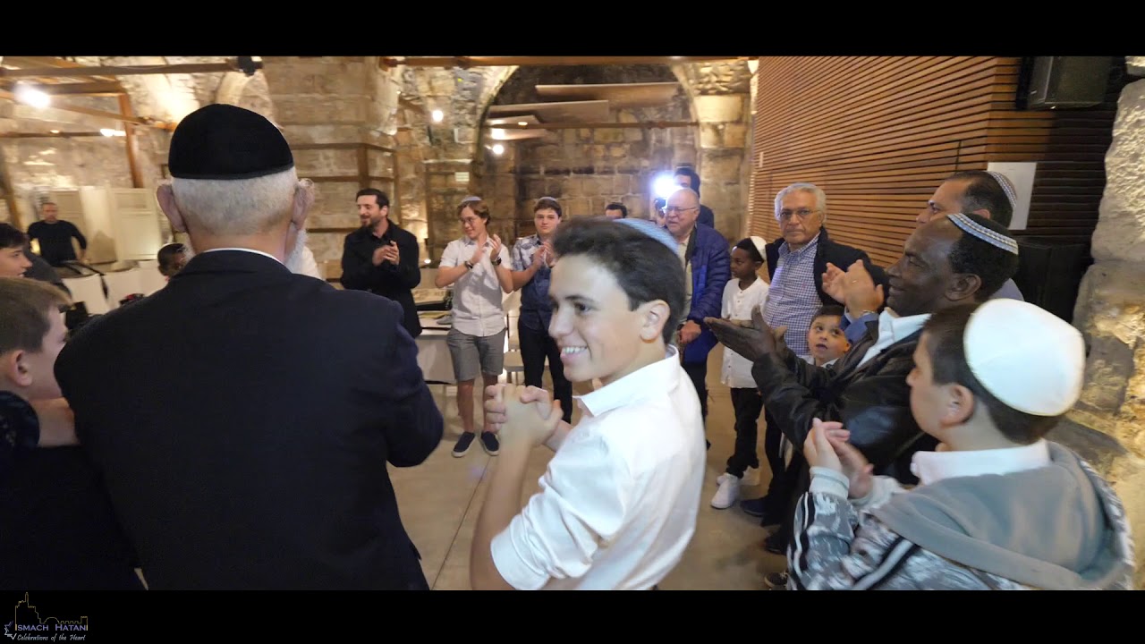 Ismach Hatani - Bar Mitzvah With the community - Very, very exciting