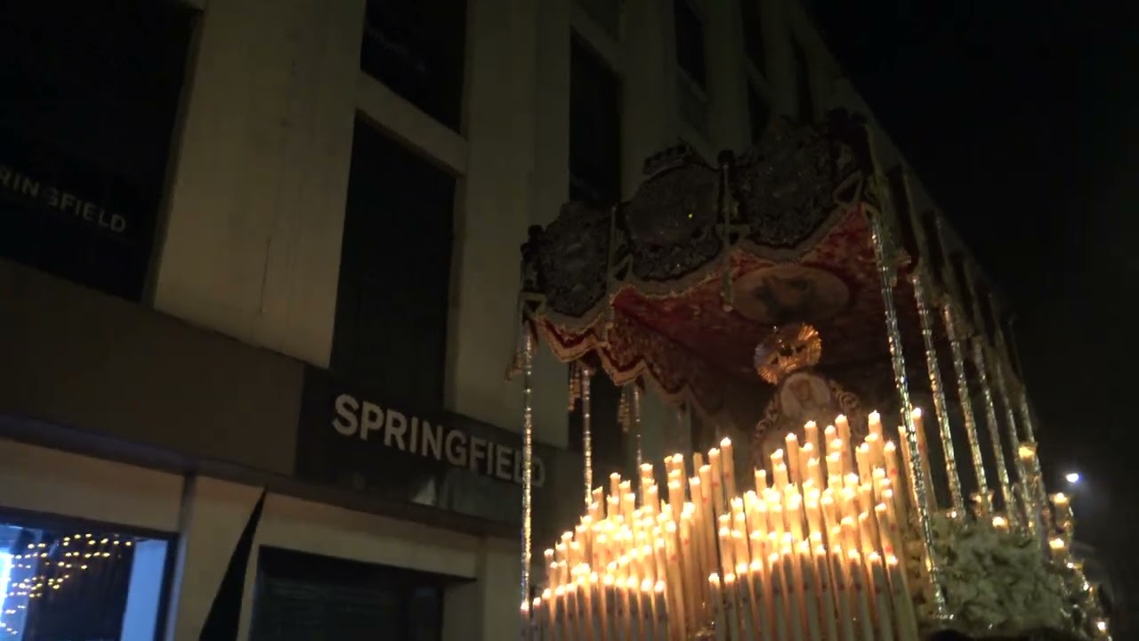 Virgen de Regla de la Hermandad de los Panaderos en la Plaza del Duque