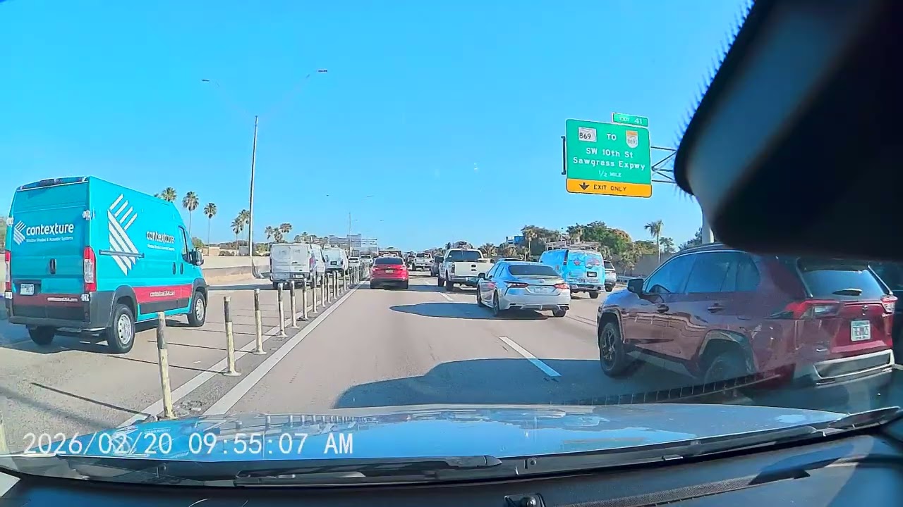This Driver Went FULL GTA Mode and Didn’t Even Blink February 20, 2026(5)