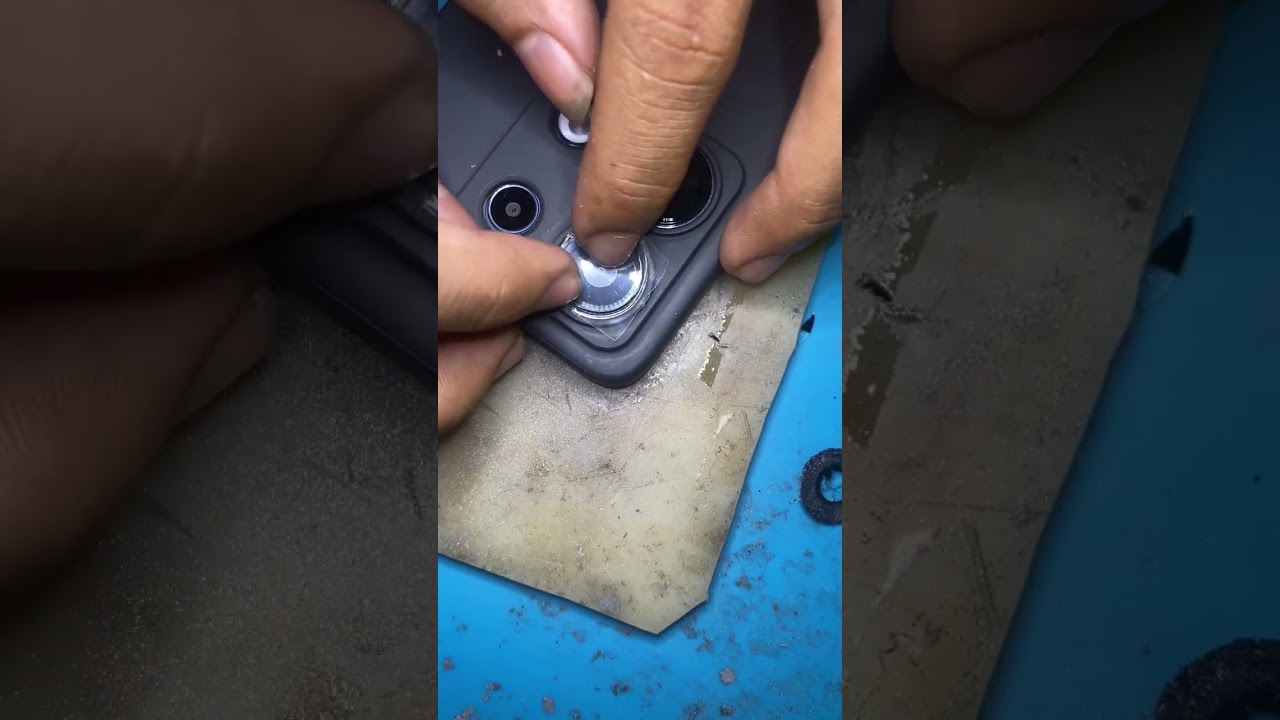Proses ganti kaca lensa camera #servicehandphone #smartphone #repair